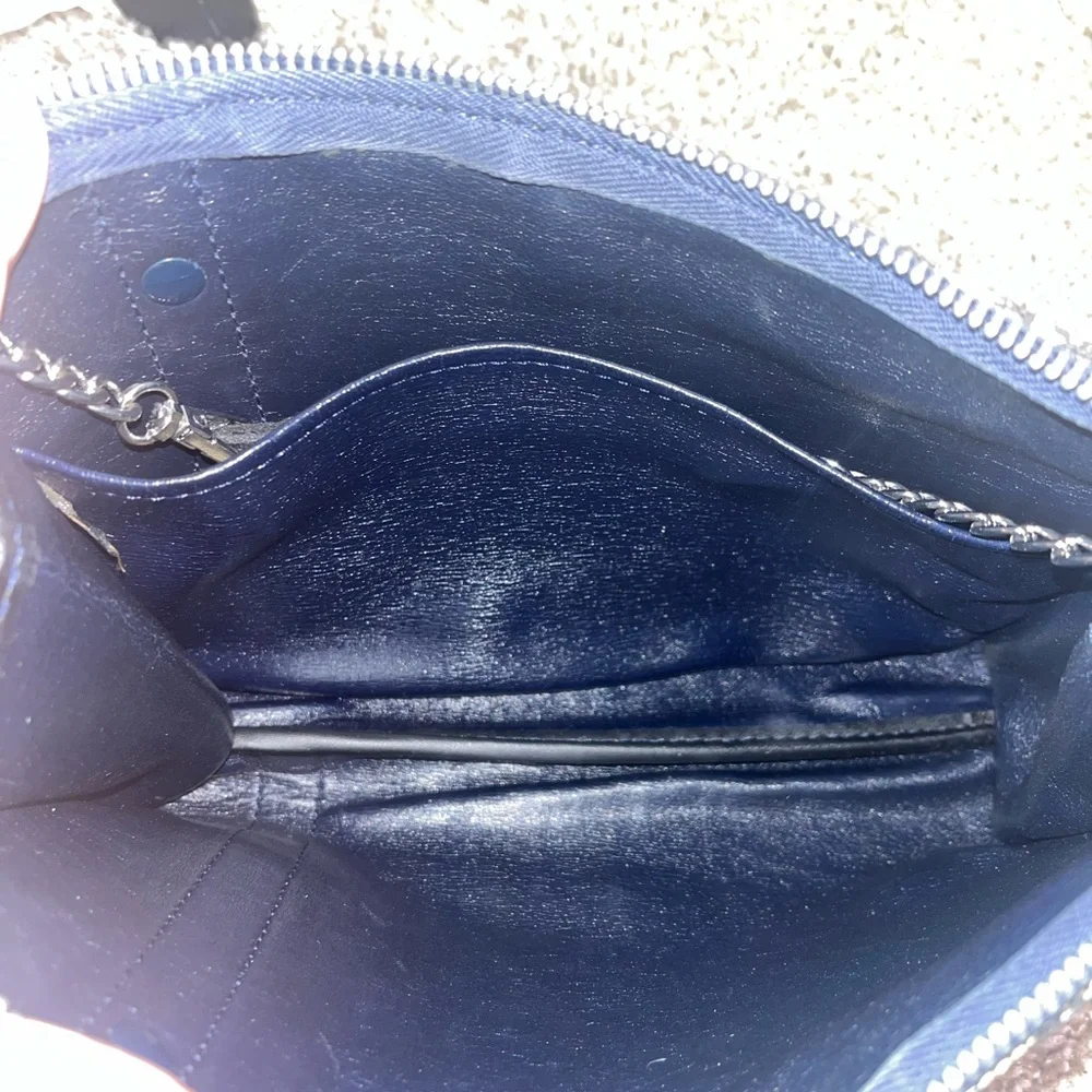 This is a vintage Christian Dior clutch/pouch signature navy Oblique monogram - Picture 12 of 14